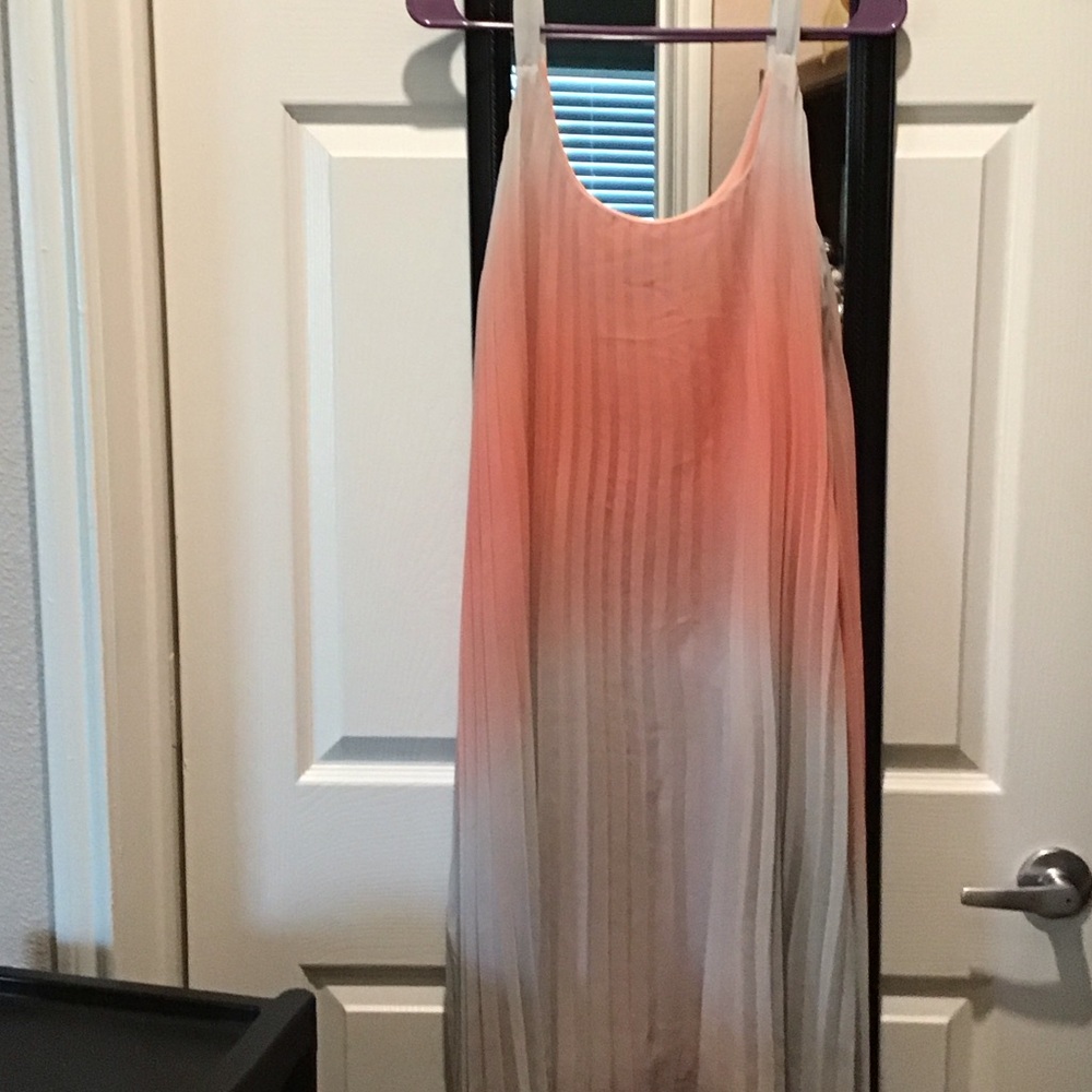 Ombre Pink and White Sleeveless Dress